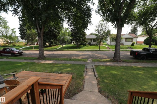 8620 79 Street Nw, Edmonton, AB - Outdoor