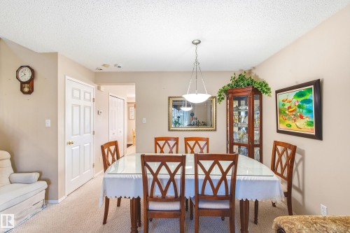 2806 31 Street Nw, Edmonton, AB - Indoor Photo Showing Dining Room