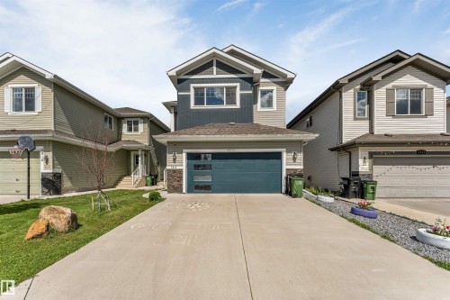 2912 12 Avenue Nw, Edmonton, AB - Outdoor With Facade