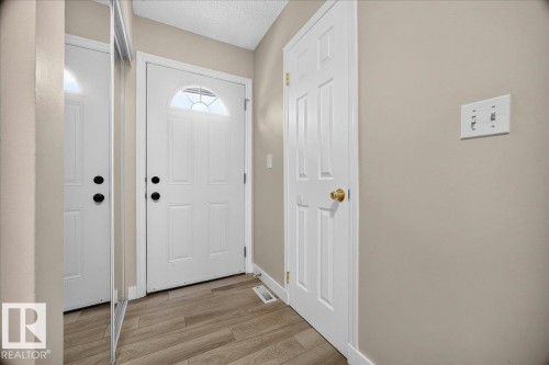 #23 10453 20 Av Nw, Edmonton, AB - Indoor Photo Showing Other Room