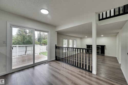 5507 179 Street Nw, Edmonton, AB - Indoor Photo Showing Other Room