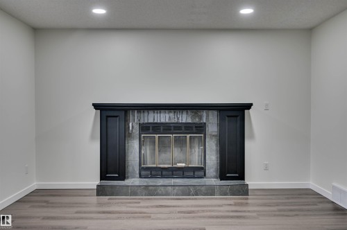 5507 179 Street Nw, Edmonton, AB - Indoor Photo Showing Other Room