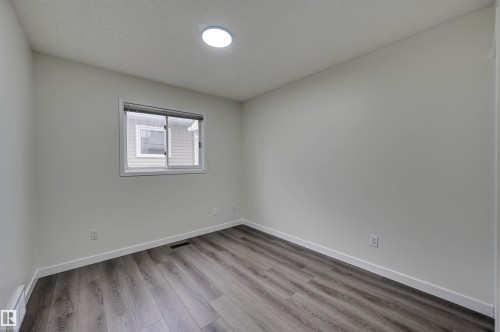 5507 179 Street Nw, Edmonton, AB - Indoor Photo Showing Other Room