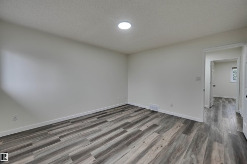 5507 179 Street Nw, Edmonton, AB - Indoor Photo Showing Other Room