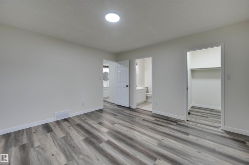 5507 179 Street Nw, Edmonton, AB - Indoor Photo Showing Other Room