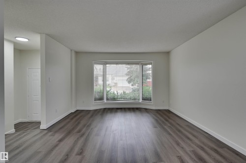 5507 179 Street Nw, Edmonton, AB - Indoor Photo Showing Other Room