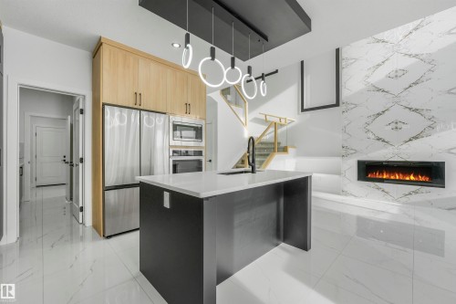 3507 44 Avenue, Beaumont, AB - Indoor Photo Showing Kitchen