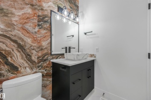3507 44 Avenue, Beaumont, AB - Indoor Photo Showing Bathroom