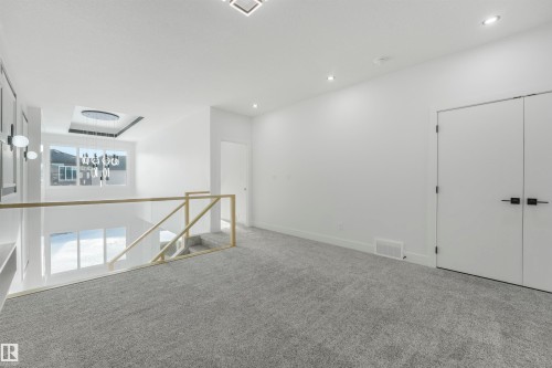 3507 44 Avenue, Beaumont, AB - Indoor Photo Showing Other Room