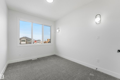 3507 44 Avenue, Beaumont, AB - Indoor Photo Showing Other Room