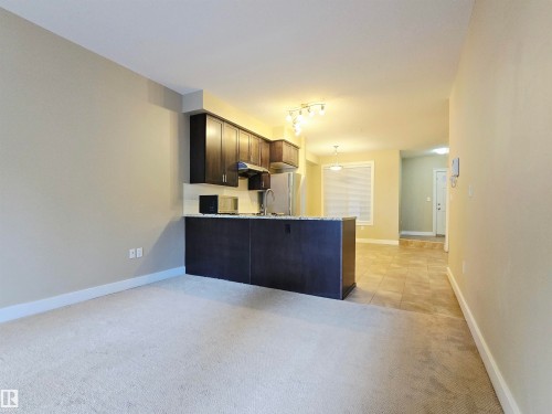 #21 11518 76 Av Nw, Edmonton, AB - Indoor Photo Showing Kitchen