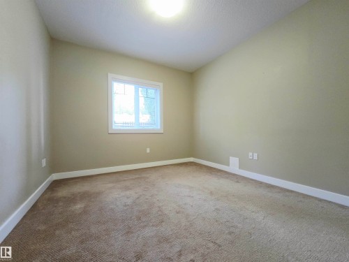 #21 11518 76 Av Nw, Edmonton, AB - Indoor Photo Showing Other Room