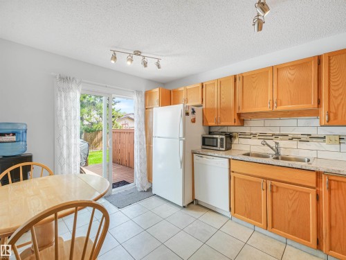 5749 189 Street Nw, Edmonton, AB - Indoor Photo Showing Kitchen With Double Sink
