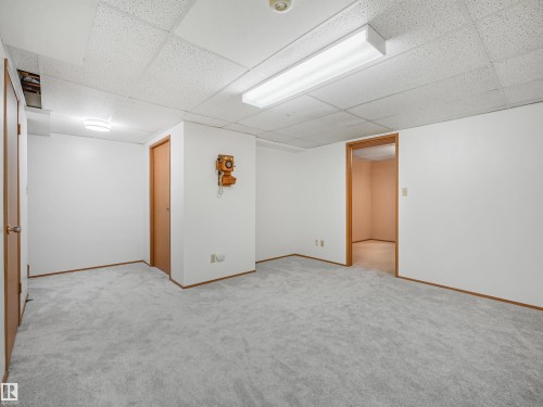 5749 189 Street Nw, Edmonton, AB - Indoor Photo Showing Other Room