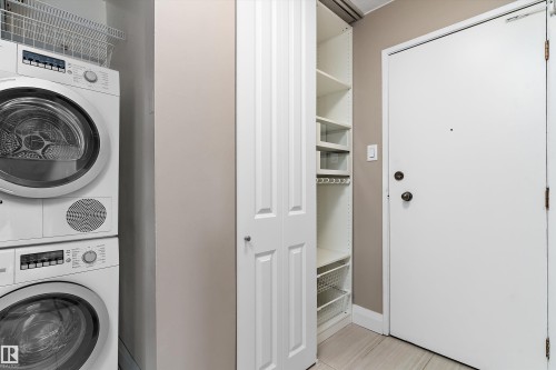 #1002 9725 106 St Nw, Edmonton, AB - Indoor Photo Showing Laundry Room