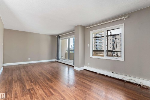 #1002 9725 106 St Nw, Edmonton, AB - Indoor Photo Showing Other Room