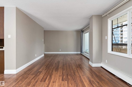 #1002 9725 106 St Nw, Edmonton, AB - Indoor Photo Showing Other Room