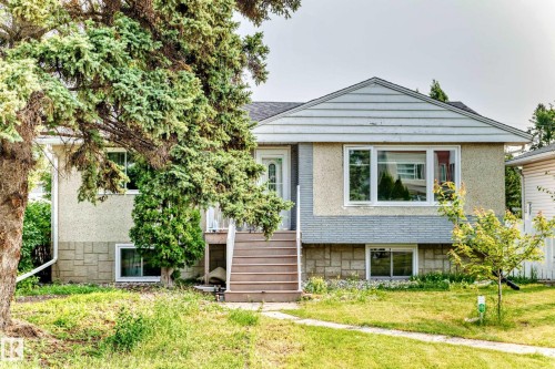 9031 150 Street Nw, Edmonton, AB - Outdoor