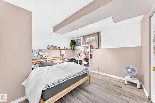 9031 150 Street Nw, Edmonton, AB - Indoor Photo Showing Bedroom