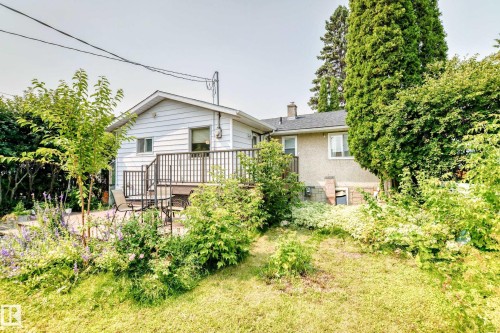 9031 150 Street Nw, Edmonton, AB - Outdoor
