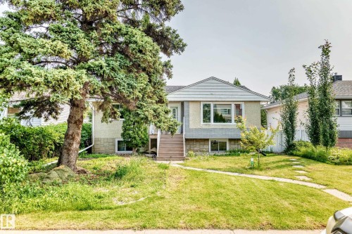 9031 150 Street Nw, Edmonton, AB - Outdoor