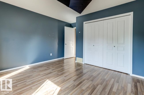 17703 90 Street Nw, Edmonton, AB - Indoor Photo Showing Other Room