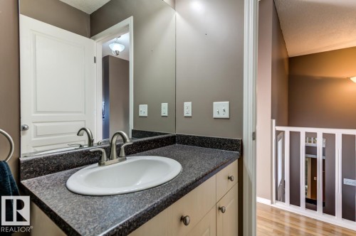 17703 90 Street Nw, Edmonton, AB - Indoor Photo Showing Bathroom