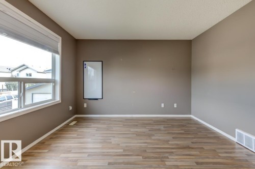 17703 90 Street Nw, Edmonton, AB - Indoor Photo Showing Other Room