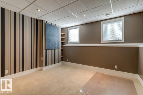 17703 90 Street Nw, Edmonton, AB - Indoor Photo Showing Other Room