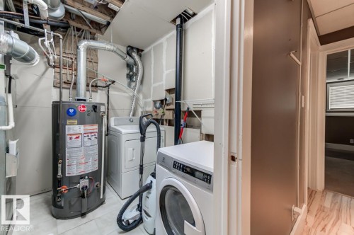 17703 90 Street Nw, Edmonton, AB - Indoor Photo Showing Laundry Room