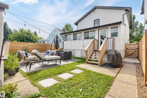 9342 74 Avenue Nw, Edmonton, AB - Outdoor