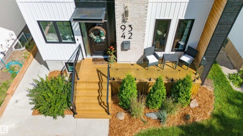 9342 74 Avenue Nw, Edmonton, AB - Outdoor
