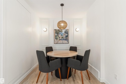 9342 74 Avenue Nw, Edmonton, AB - Indoor Photo Showing Dining Room