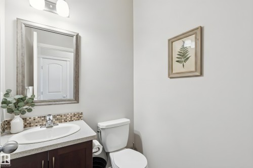#12 18230 104A St Nw, Edmonton, AB - Indoor Photo Showing Bathroom