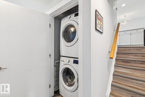 13428 117A Avenue Nw, Edmonton, AB - Indoor Photo Showing Laundry Room