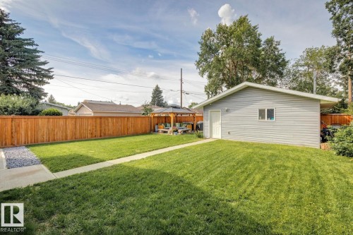 13428 117A Avenue Nw, Edmonton, AB - Outdoor