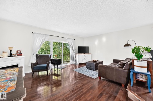 29 Windermere Crescent, St. Albert, AB - Indoor Photo Showing Living Room