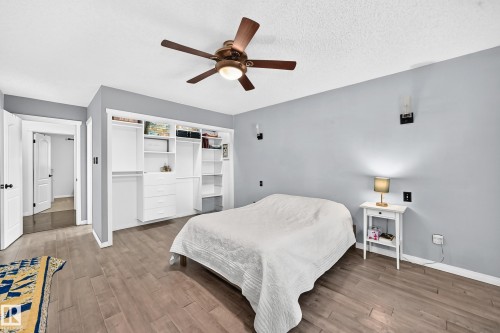 29 Windermere Crescent, St. Albert, AB - Indoor Photo Showing Bedroom
