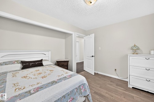 29 Windermere Crescent, St. Albert, AB - Indoor Photo Showing Bedroom