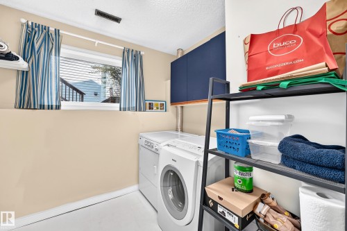 29 Windermere Crescent, St. Albert, AB - Indoor Photo Showing Laundry Room
