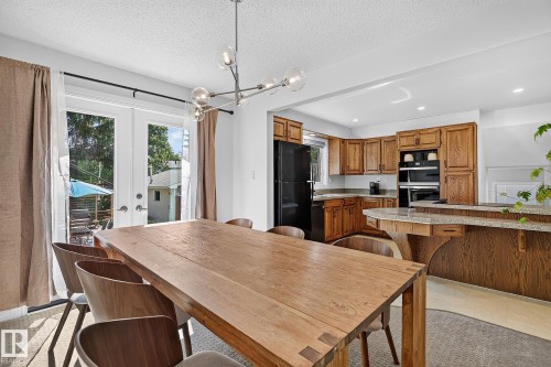 7707 156 Street Nw, Edmonton, AB - Indoor
