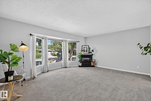 7707 156 Street Nw, Edmonton, AB - Indoor Photo Showing Other Room