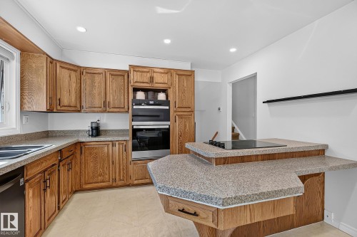 7707 156 Street Nw, Edmonton, AB - Indoor Photo Showing Kitchen
