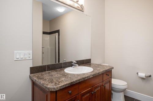 65 Lakewood Boulevard, Beaumont, AB - Indoor Photo Showing Bathroom