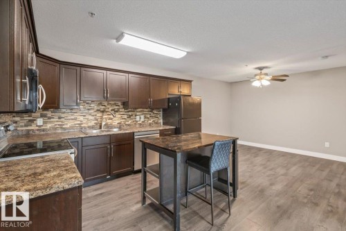 #116 9910 107 St, Morinville, AB - Indoor Photo Showing Kitchen