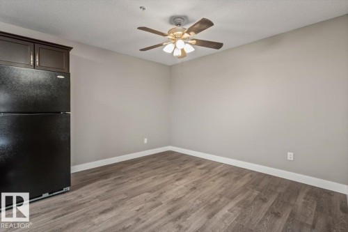 #116 9910 107 St, Morinville, AB - Indoor Photo Showing Other Room
