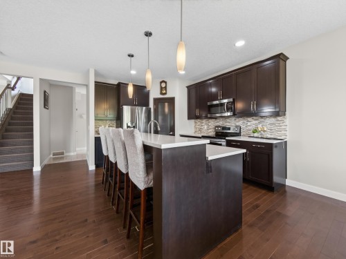 5718 42 Street, Beaumont, AB - Indoor Photo Showing Kitchen With Upgraded Kitchen
