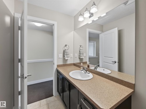 5718 42 Street, Beaumont, AB - Indoor Photo Showing Bathroom