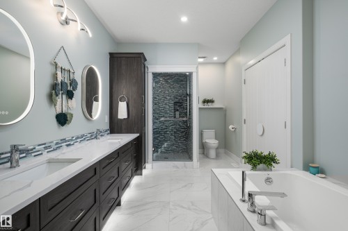 18 Lakevista Point(E), Beaumont, AB - Indoor Photo Showing Bathroom