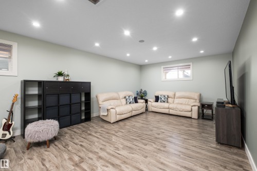 18 Lakevista Point(E), Beaumont, AB - Indoor Photo Showing Basement